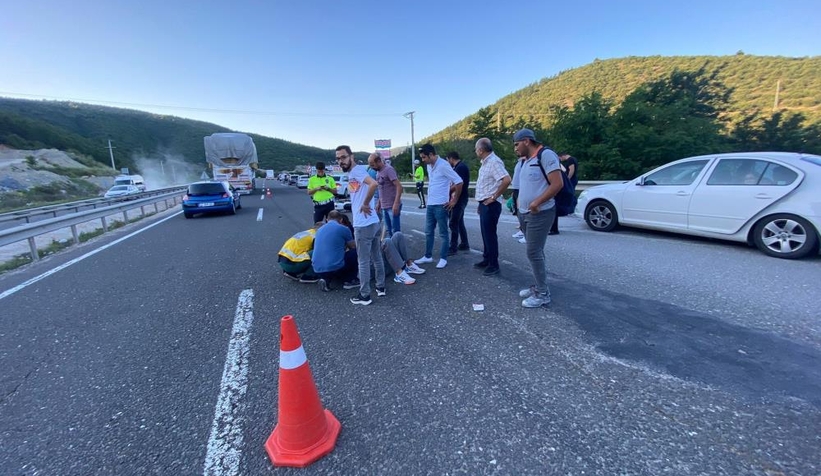 Takla atan motosikletteki karı koca yaralandı