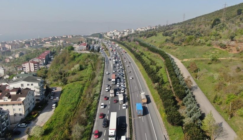 Tam kapanma öncesi kaçış sürüyor