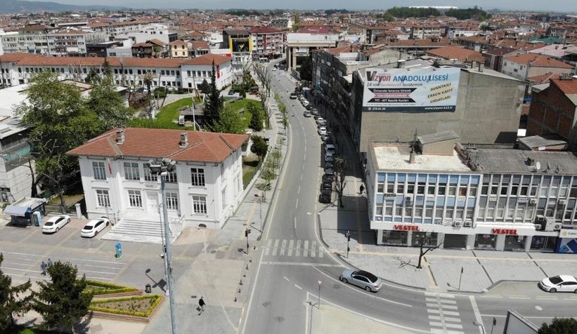 Tam kapanmanın ilk gününde şehirden fotoğraflar