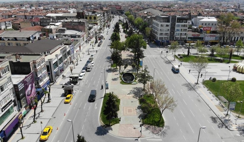 Tam kapanmanın ilk gününde şehirden fotoğraflar