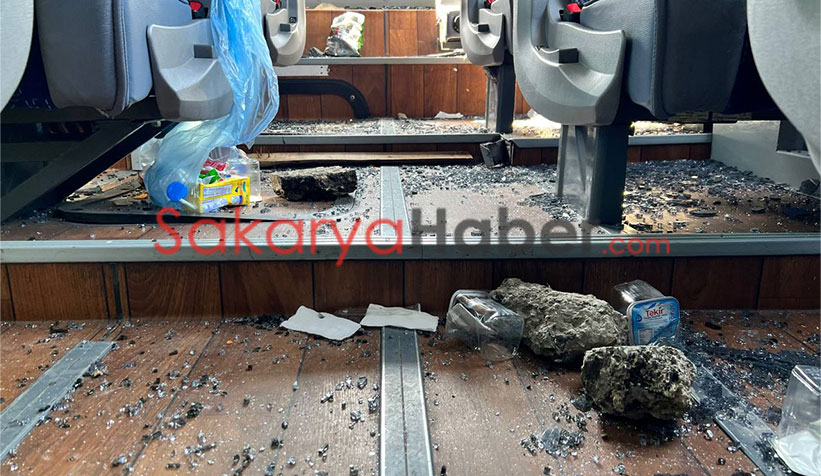 Taraftarlar otobanı savaş alanına çevirdi  