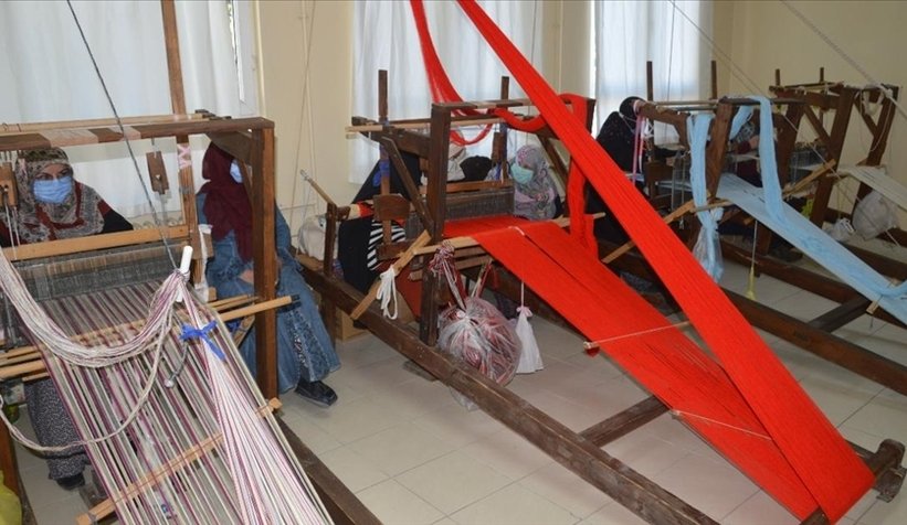 Taraklı Bezi dokumacılığı geleceğe taşınıyor