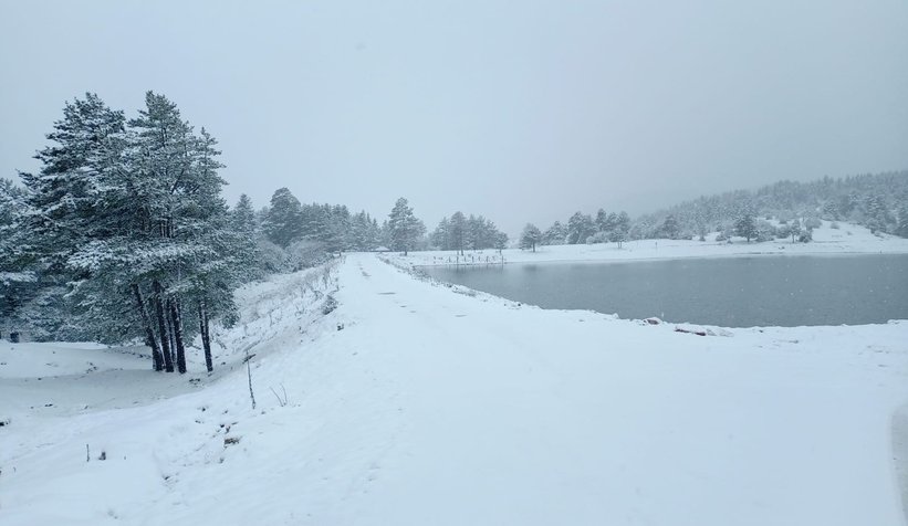 tarakli-da-1-yayla-ve-4-mahalle-yolu-kapandis2nlsezldk