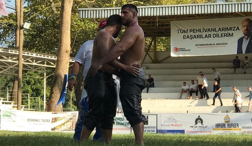 tarihi-akbalik-yagli-guresleri-yapildic1dycnvhdy