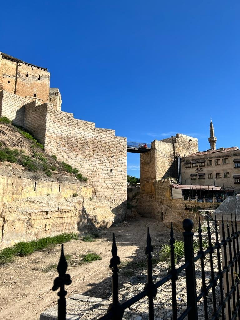 Tarihi Gaziantep Kalesi, depremde yıkıldı