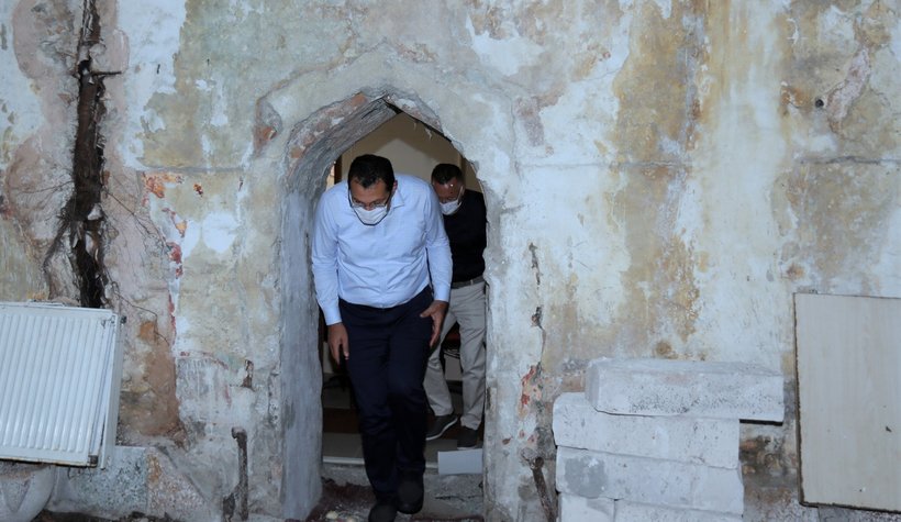 Tarihi hamam gün yüzüne çıkarılıyor