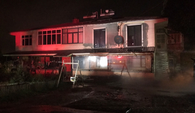 Taşburun'da büyük yangın