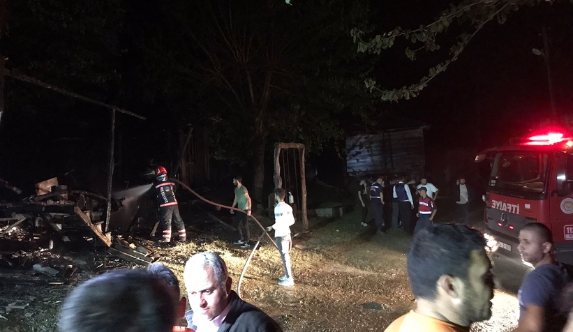 Taşburun'da büyük yangın