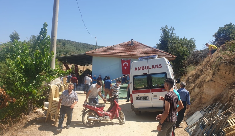 taskisigi-ndaki-patlamada-sehit-atesi-manisa-ya-dustuuffqnnhyeh