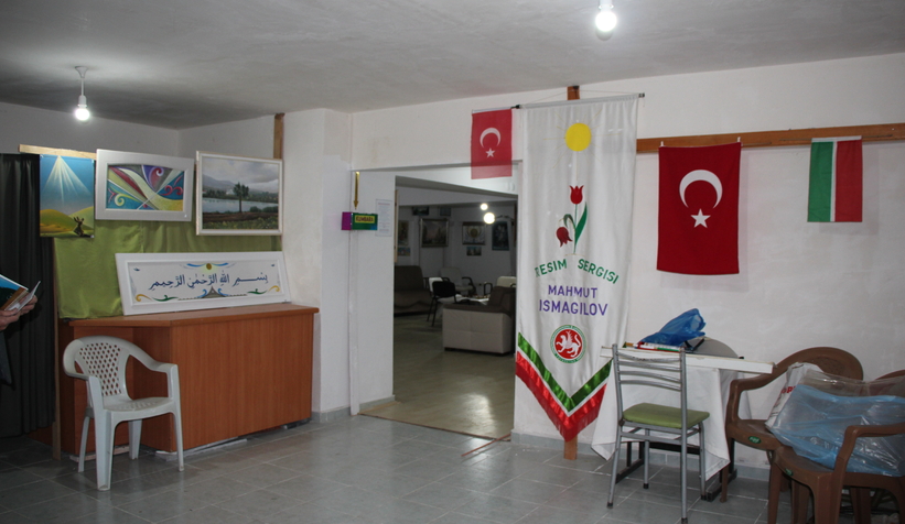 Tatar ressam, sanatını Sakarya'da sürdürüyor