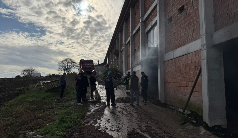 tavuk-ciftliginde-yangina1zyyw04vu