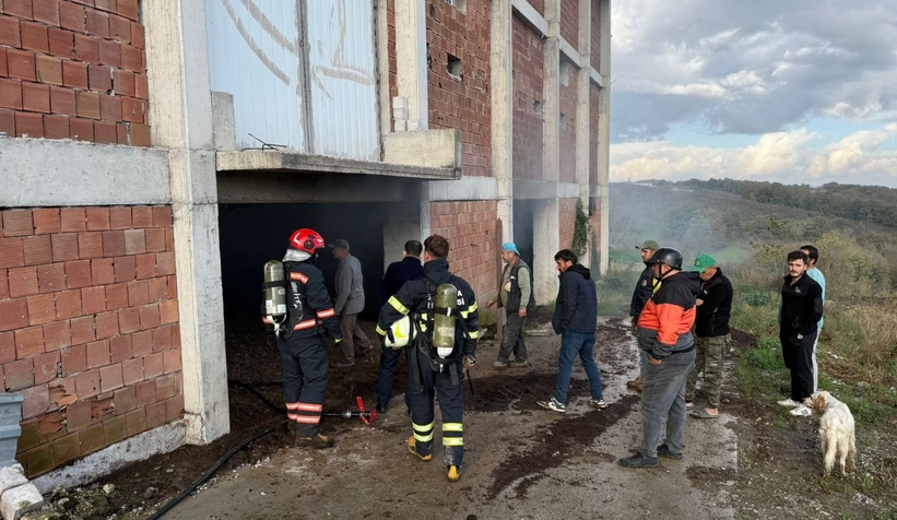 tavuk-ciftliginde-yangina1zyyw04vu