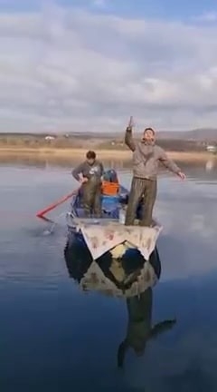 Tehditler savurdu; Ekmek için öldürürüz