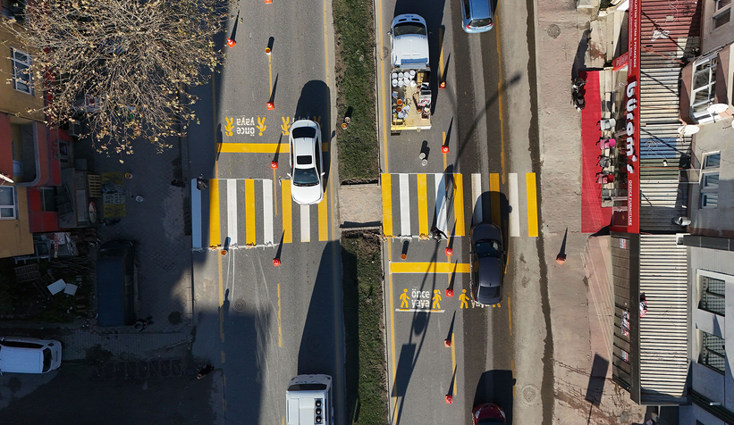 tek-yolunda-plastik-ferforje-onlemivtdxthb5k3