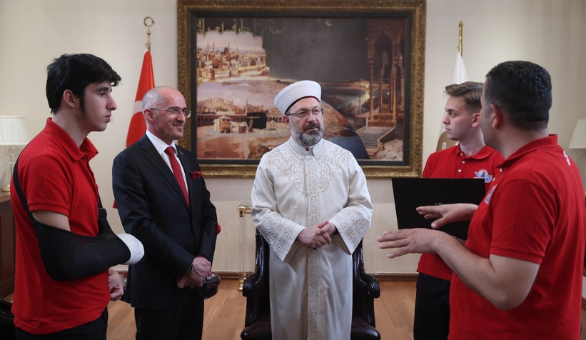 teknofest-turkiye-birincisi-ogrencilerimizi-kabul-ettiyvbeb1pnrs