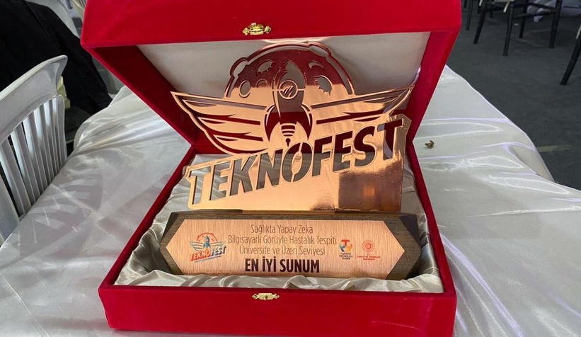 teknofestte-en-iyi-sunum-odulu-subununmfhqwtzjmf