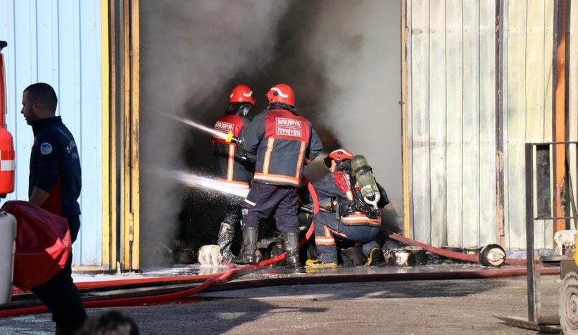 Tekstil atölyesi yandı