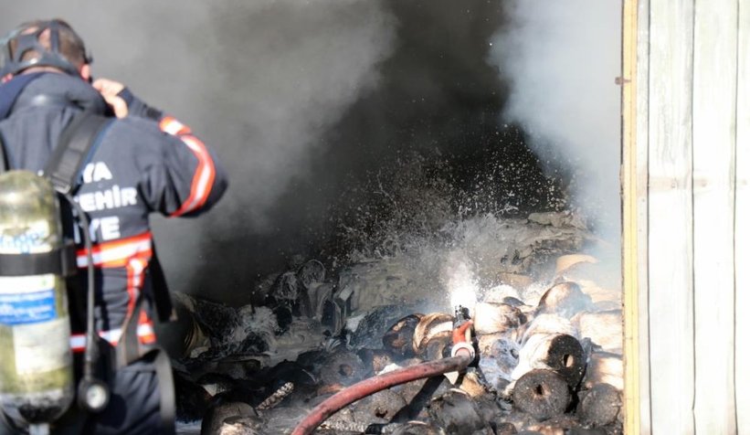 Tekstil atölyesi yandı