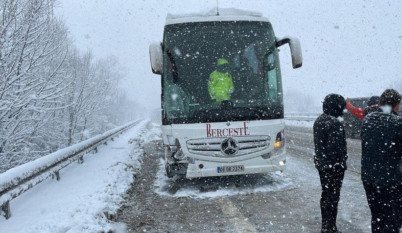 TEM'de 7 araç birbirine girdi