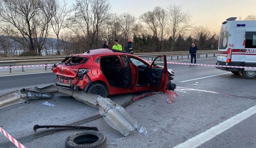 Karşı yöne geçen tır otoyolu savaş alanına çevirdi: 1 ölü, 1 yaralı