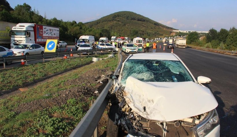 TEM'de can pazarı: 8 yaralı