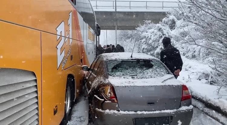 tem-de-cok-sayida-arac-birbirine-girdithj6nzlqsj