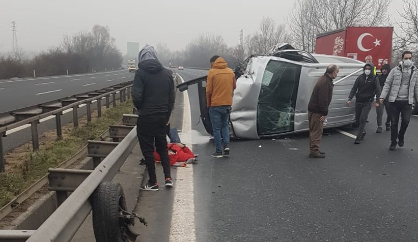 TEM'de feci kaza: 1'i ağır 5 yaralı