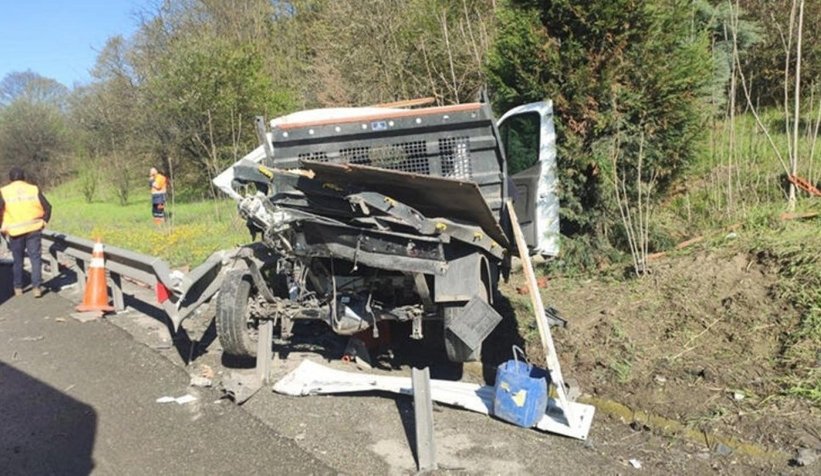 TEM'de feci kaza: 1 ölü 1 ağır yaralı