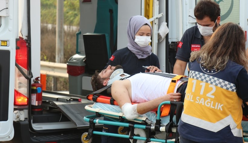 TEM'de korkunç kaza, lastiğin altında can verdi