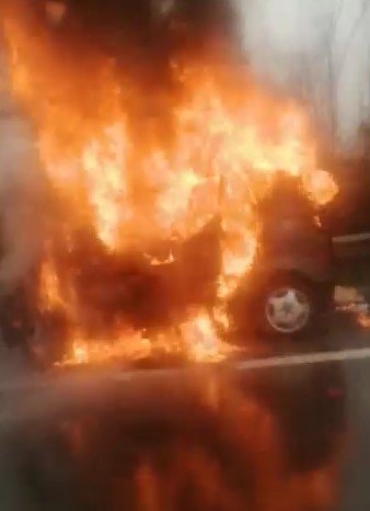 TEM'de otomobil alev alev yandı