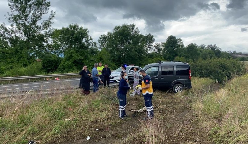 TEM'de tır karşı şeride geçti, faciadan dönüldü