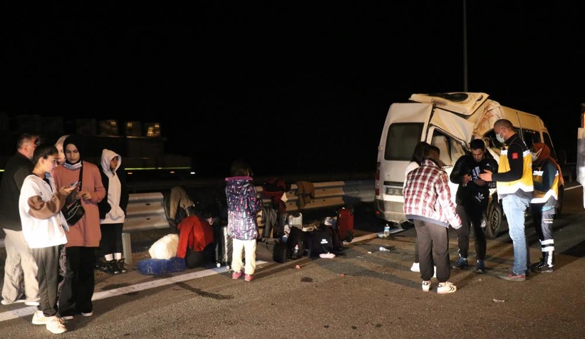 TEM'deki kazada 5 sporcu dehşeti yaşadı