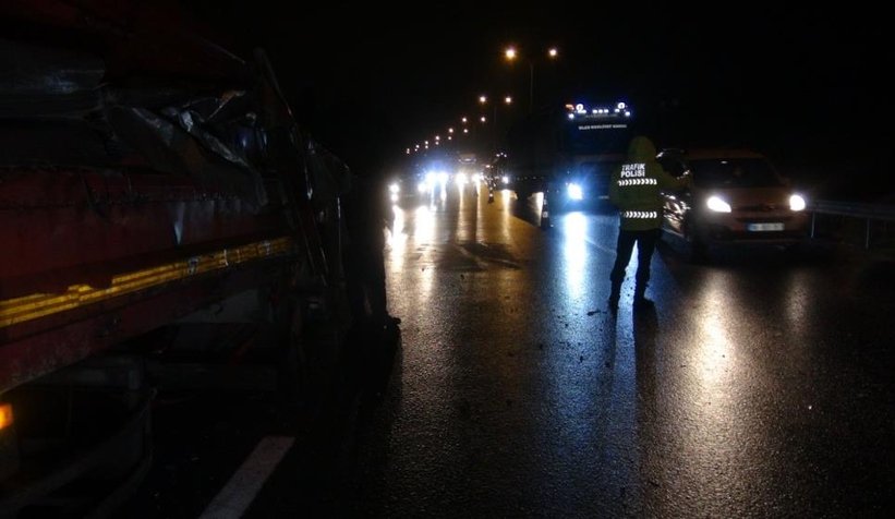 TEM'deki kazada yakıt deposu patladı