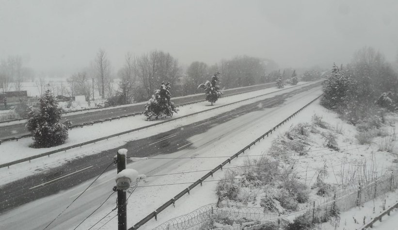 TEM otoyolu çift yönlü ulaşıma kapandı