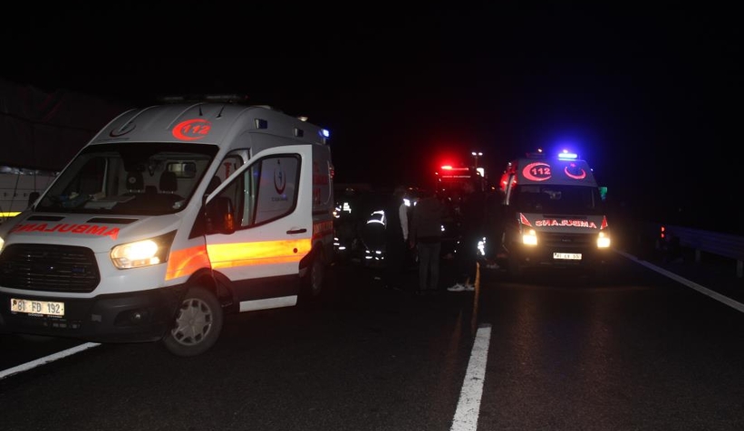 TEM Otoyolu'nda feci kaza: 2 ölü, 7 yaralı