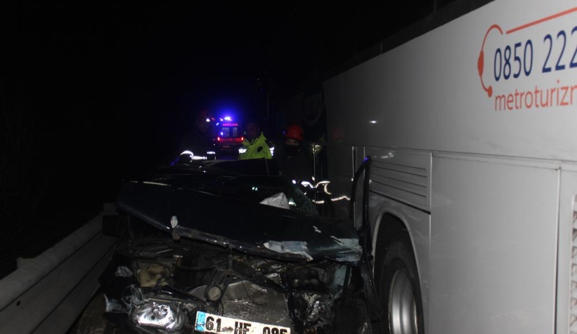 TEM Otoyolu'nda feci kaza: 2 ölü, 7 yaralı