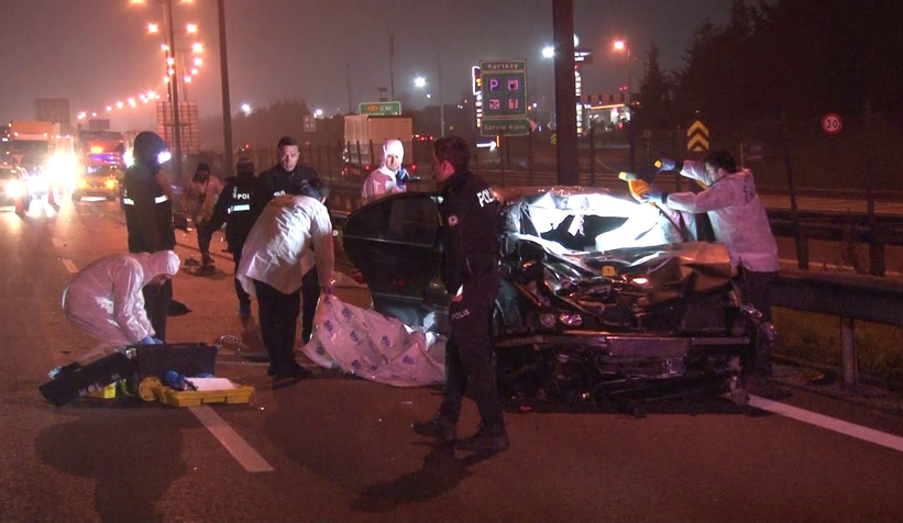 TEM Otoyolu'nda katliam gibi kaza: 5 ölü, 1 ağır yaralı