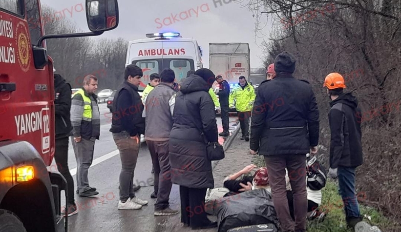 TEM Otoyolunda kaza: 1'i ağır 3 yaralı