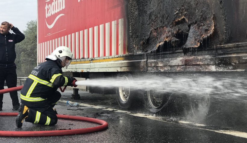 TEM Otoyolunda yangın