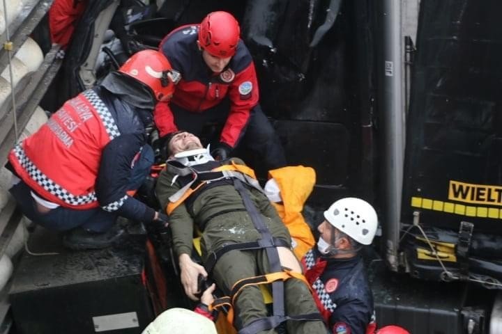 TEM' peş peşe kazalar