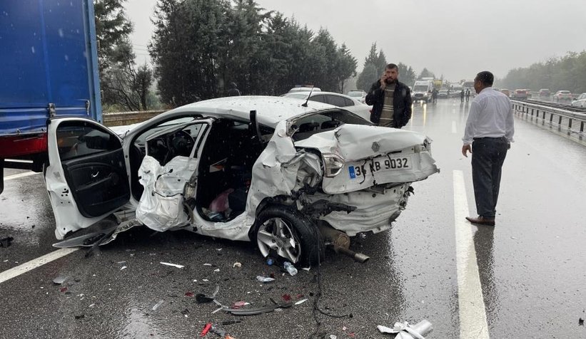 TEM Sapanca'da 27 araç birbirine girdi