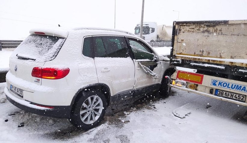 TEM’de 24 araç birbirine girdi