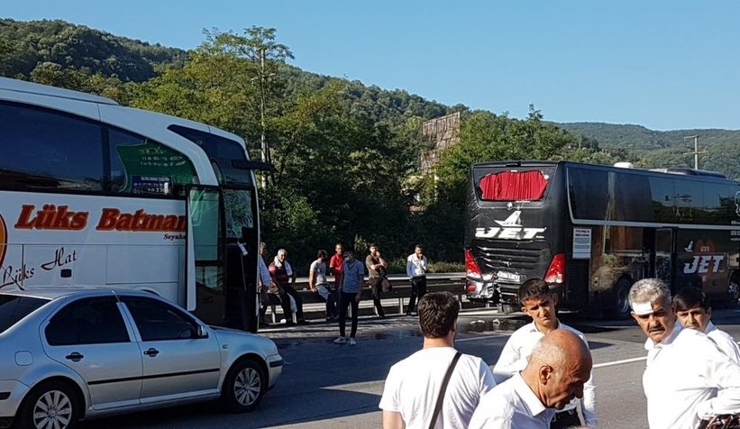 TEM’de 7 aracın karıştığı zincirleme kaza: 10 yaralı