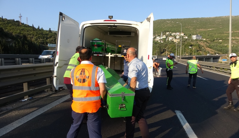 temde-ambulanstan-atlayan-15-yasindaki-kiz-olducxh5nnnqme