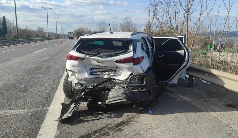 temde-luks-otomobil-ve-suv-tarzi-arac-carpisti-3-yaralibtjin3e1d2