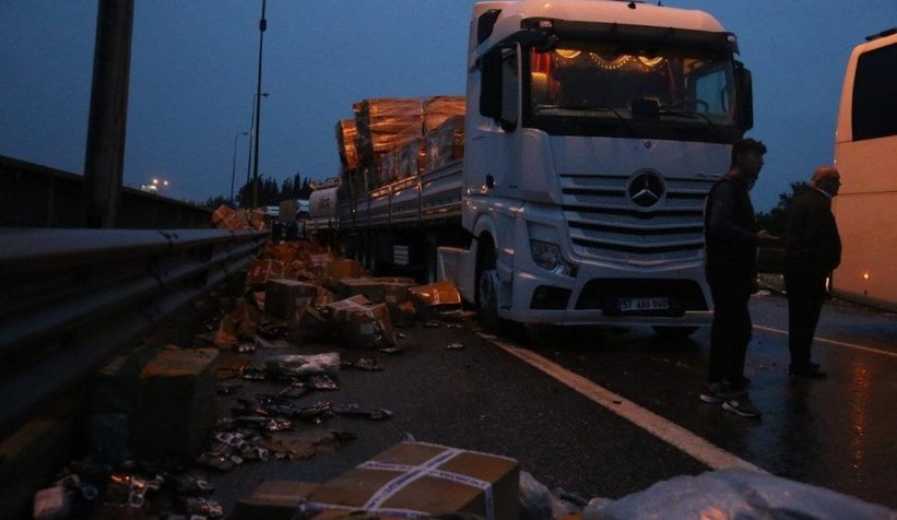 TEM’de makaslayan tır felaketİ 30 araç birbirine girdi