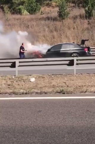  TEM’de otomobil alev alev yandı