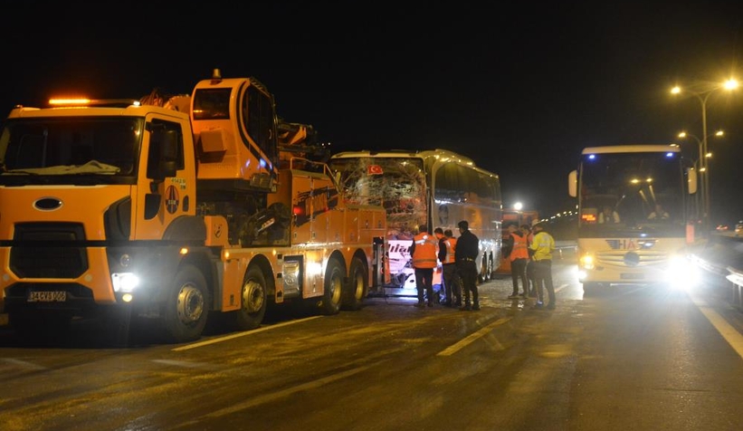 TEM’de zincirleme kaza: 4 yaralı