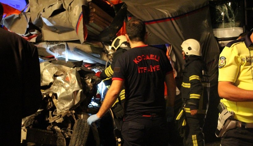 TEM’de kaza: 1 ölü, 2 yaralı