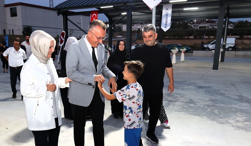 temmuz-camili-karaman-kapali-pazar-yeri-acildiemvxvzbnt0